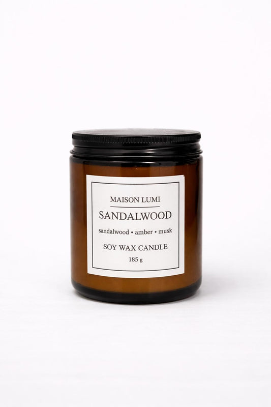 Sandalwood Kokulu Soya Mum – Odunsu, Amber & Misk Notalı